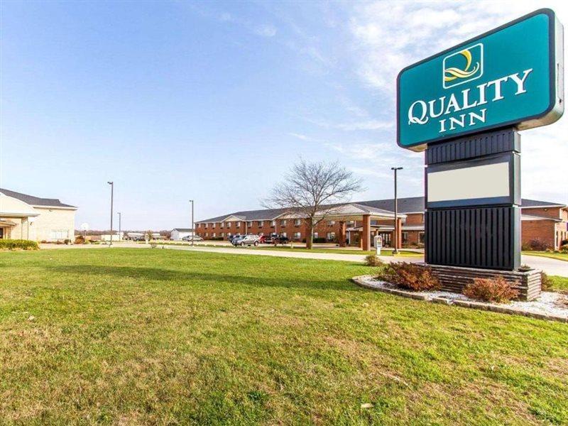 Quality Inn Pontiac Exterior photo