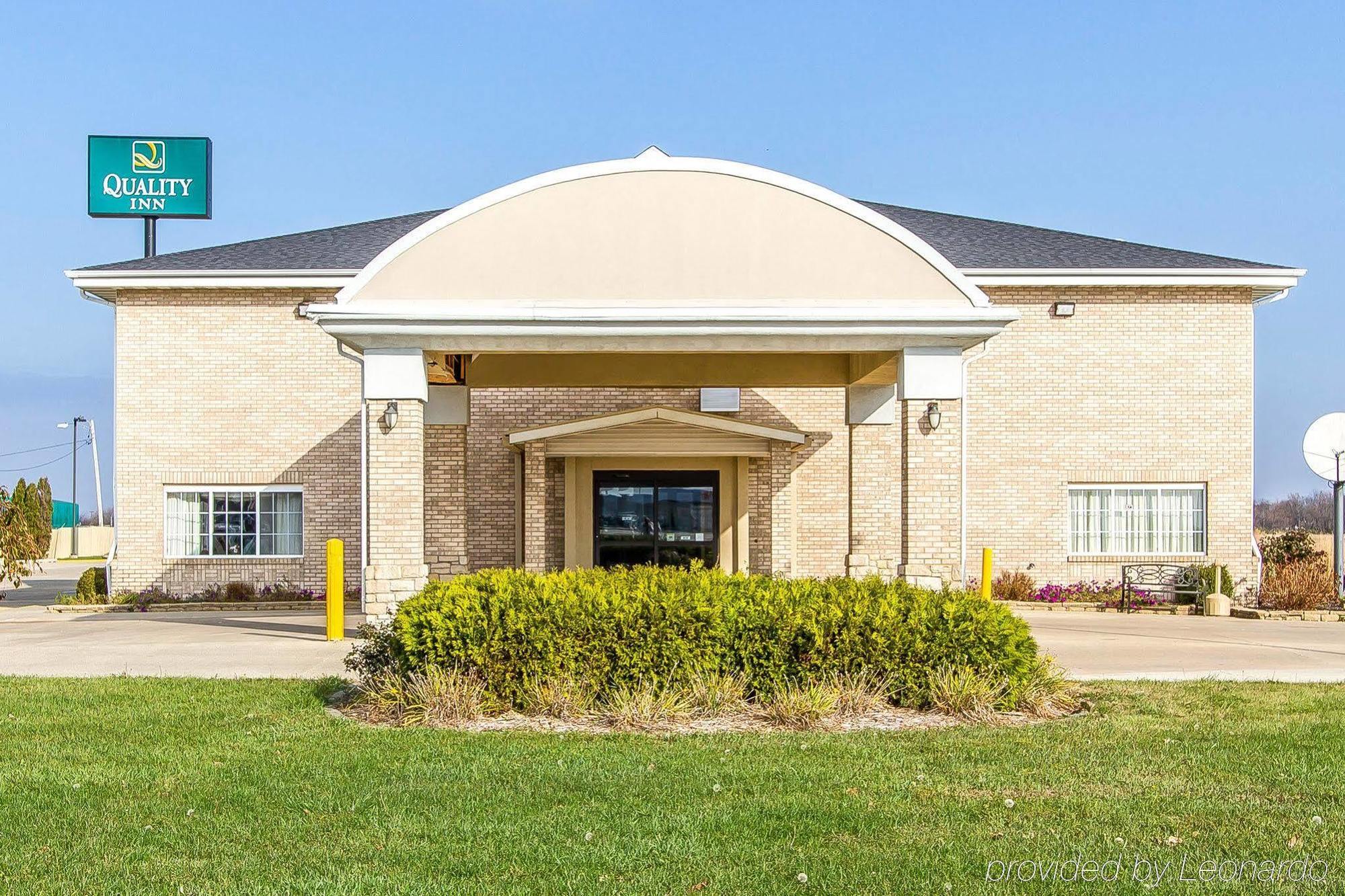 Quality Inn Pontiac Exterior photo